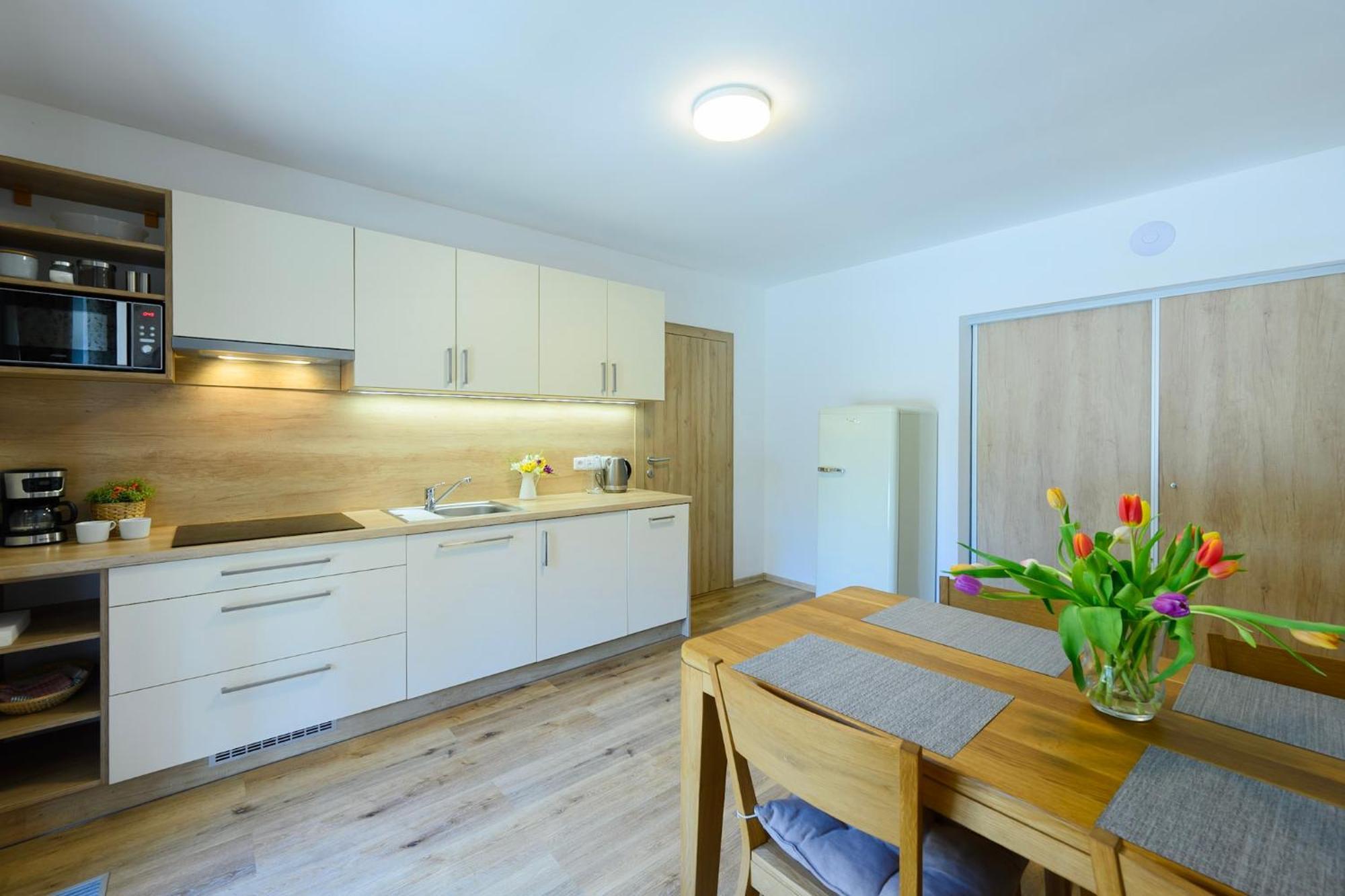 Kycera Apartmany Mezivodi المظهر الخارجي الصورة