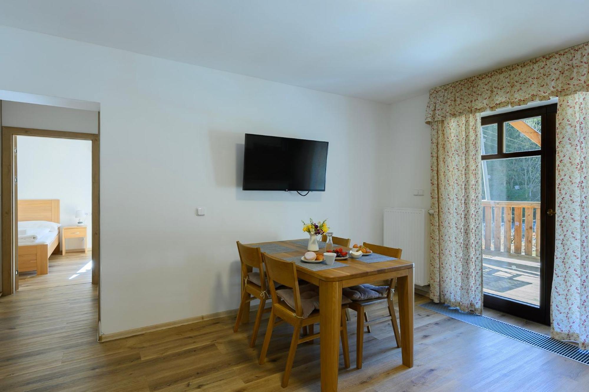 Kycera Apartmany Mezivodi المظهر الخارجي الصورة
